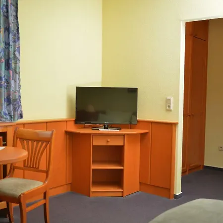 Hotel Zur Stadt Cassel Neukirchen (Schwalm-Eder)
